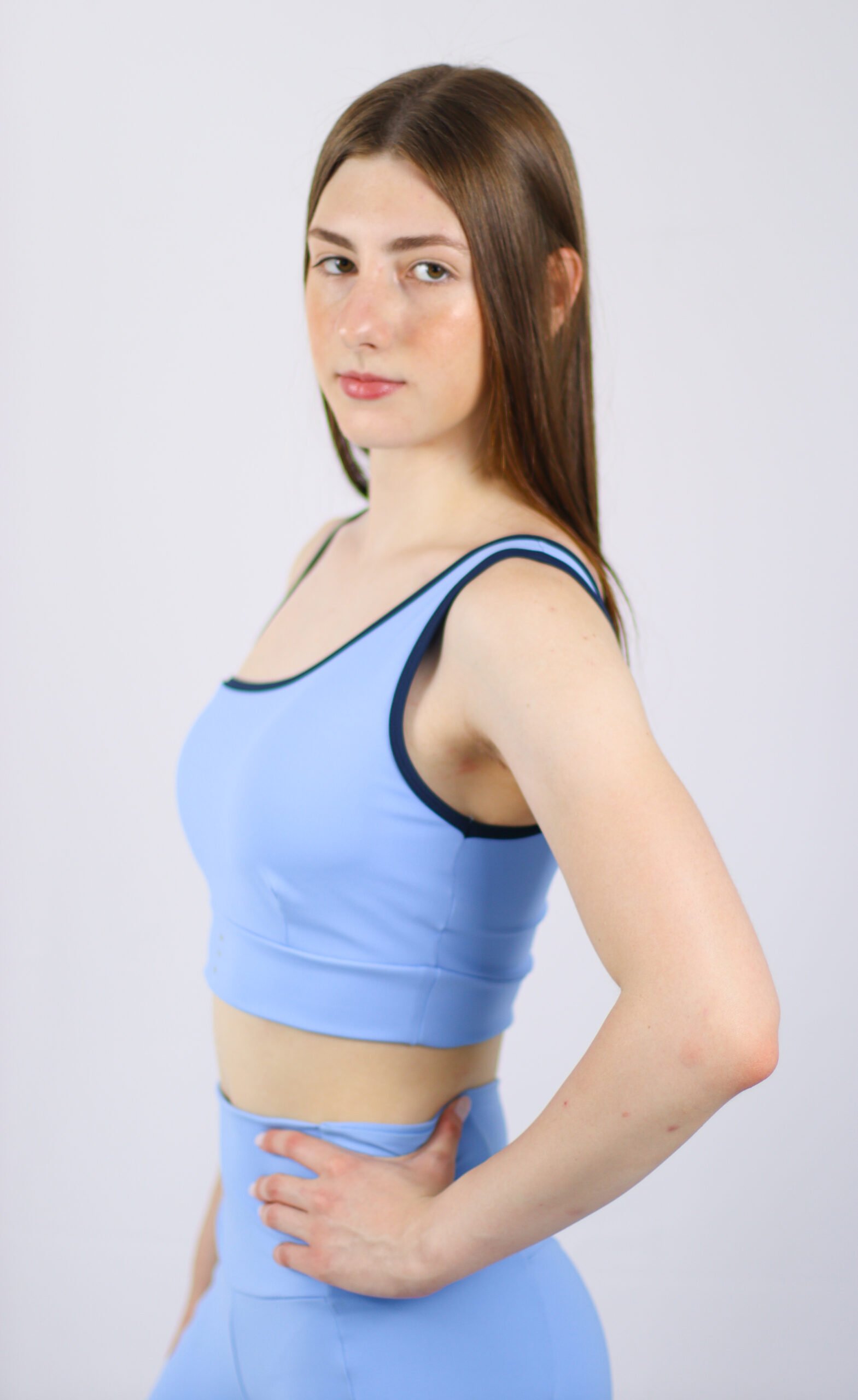 Top Estileto Azul luz com Marinho - Image 4